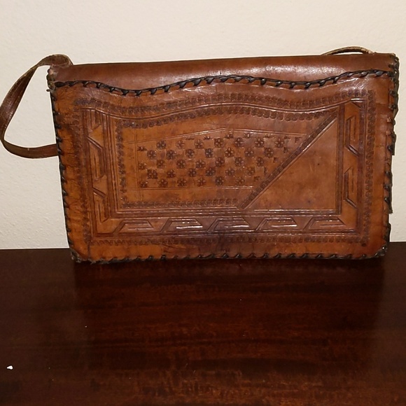 Hand Tooled Mexican Leather Bag - Picture 2 of 8